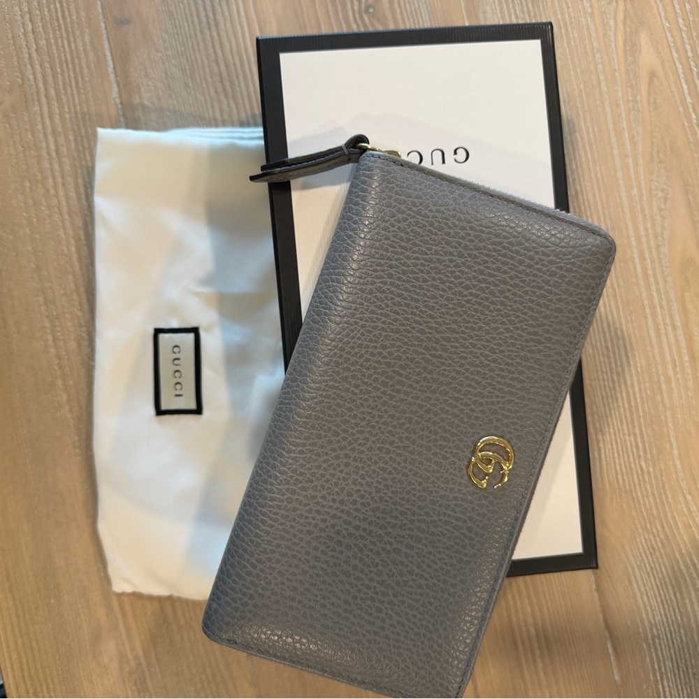 Gucci GG Marmont Zip Around Wallet Pebbled Leather Gray Gold Continental - Picture 4 of 6